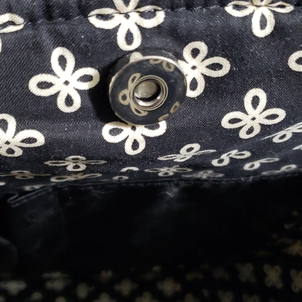 Vera Bradley Tote - 426 - Picture 4 of 8